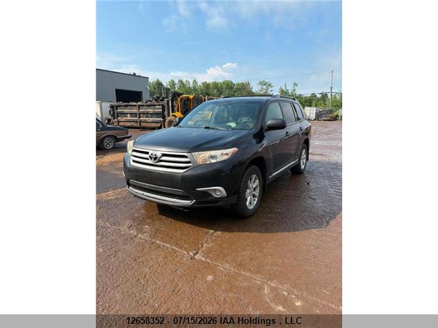 Продаж на аукціоні авто 2013 Toyota Highlander Plus/se, vin: 5TDBK3EH3DS221453, номер лоту: 12658352
