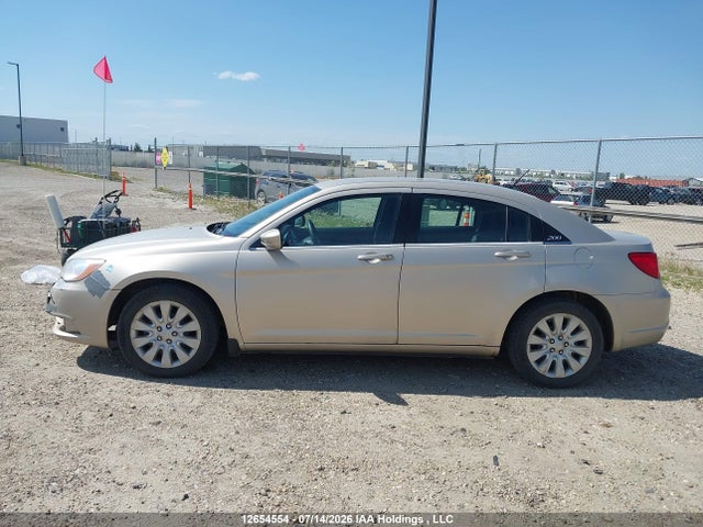 1C3CCBABXEN229719 Chrysler 200 LX