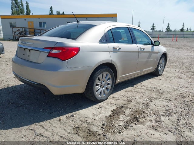1C3CCBABXEN229719 Chrysler 200 LX