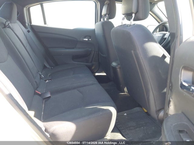 1C3CCBABXEN229719 Chrysler 200 LX