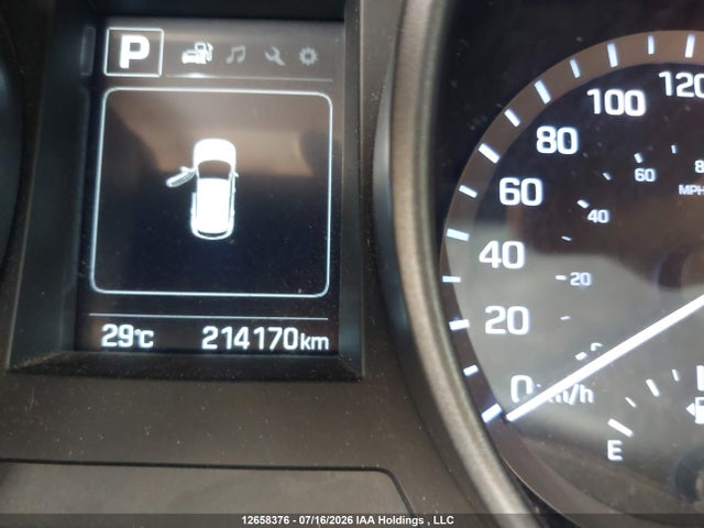 2017 Hyundai Santa Fe Sport მანქანა იყიდება აუქციონზე, vin: 5XYZT3LB1HG500736, აუქციონის ნომერი: 12658376