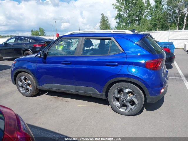 2020 Hyundai Venue Ultimate With Denim Blue Interior Colour Pack მანქანა იყიდება აუქციონზე, vin: KMHRC8A32LU026985, აუქციონის ნომერი: 12658385