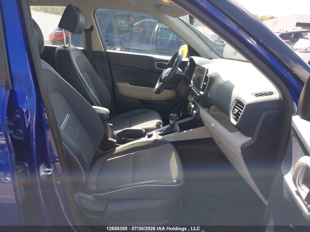 2020 Hyundai Venue Ultimate With Denim Blue Interior Colour Pack მანქანა იყიდება აუქციონზე, vin: KMHRC8A32LU026985, აუქციონის ნომერი: 12658385