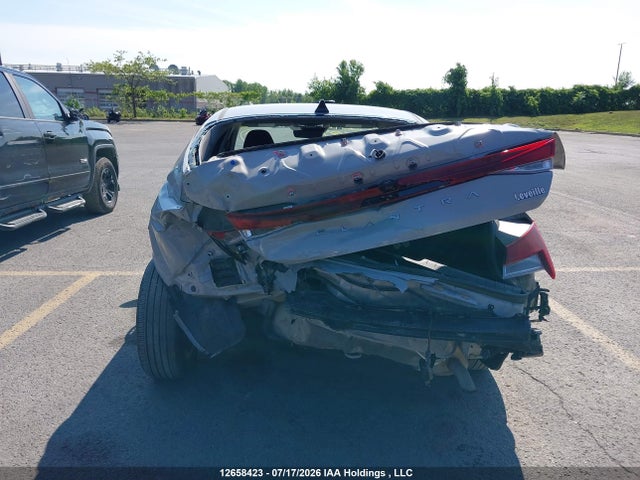 KMHLM4AG5PU484489 Hyundai Elantra Preferred Ivt