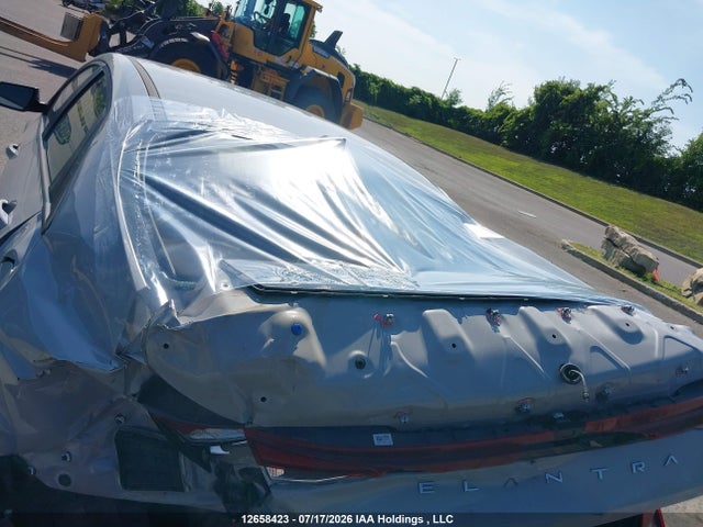 KMHLM4AG5PU484489 Hyundai Elantra Preferred Ivt