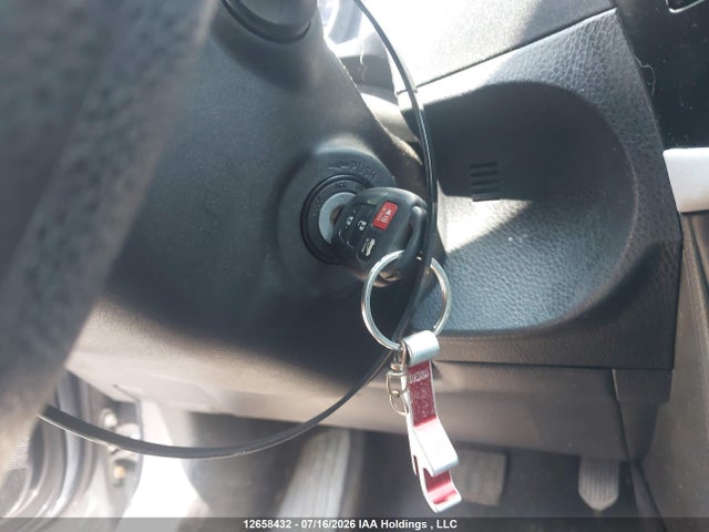 12658432 :رقم المزاد ، 2T1BURHE3FC403776 vin ، 2015 Toyota Corolla Le مزاد بيع