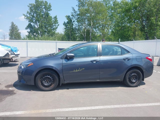 12658432 :رقم المزاد ، 2T1BURHE3FC403776 vin ، 2015 Toyota Corolla Le مزاد بيع