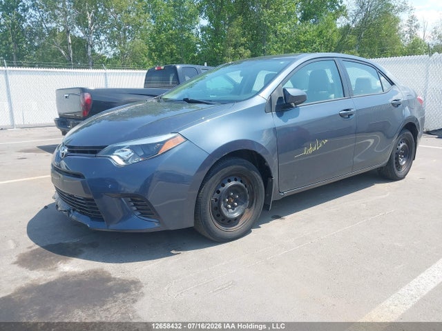 12658432 :رقم المزاد ، 2T1BURHE3FC403776 vin ، 2015 Toyota Corolla Le مزاد بيع