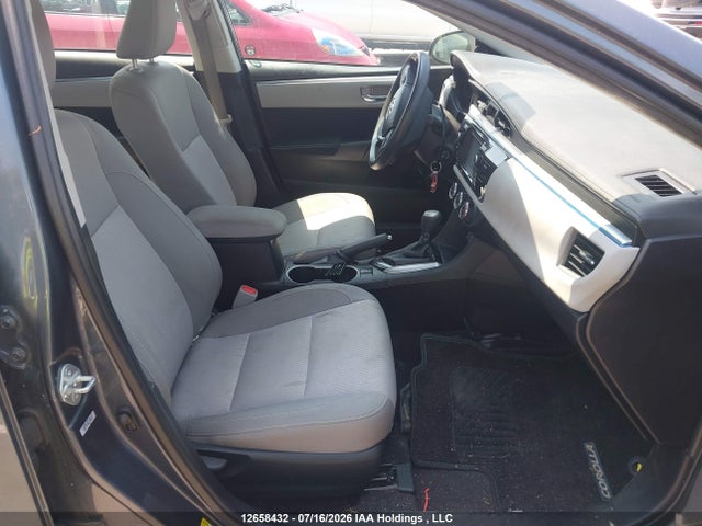 12658432 :رقم المزاد ، 2T1BURHE3FC403776 vin ، 2015 Toyota Corolla Le مزاد بيع