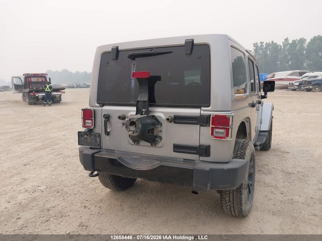 12658446 :رقم المزاد ، 1C4BJWEG9JL801315 vin ، 2018 Jeep Wrangler Jk Unlimited Sahara مزاد بيع