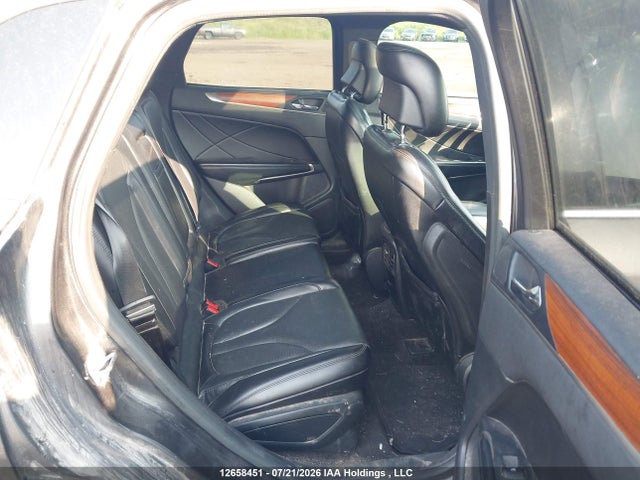Lincoln MKC 2017 5LMCJ3D98HUL62661 Image 8