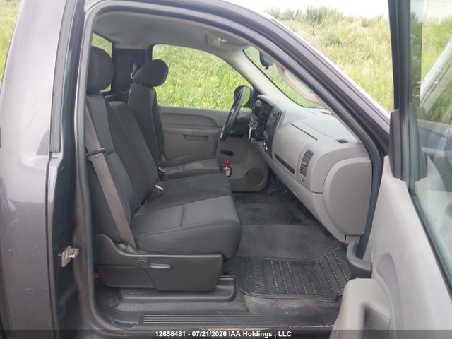 2010 Chevrolet Silverado C1500 მანქანა იყიდება აუქციონზე, vin: 1GCPCPEX8AZ235554, აუქციონის ნომერი: 12658481