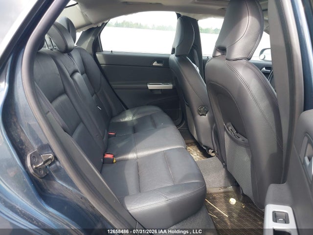 12658486 :رقم المزاد ، YV1672MS6B2542895 vin ، 2011 Volvo S40 T5 مزاد بيع