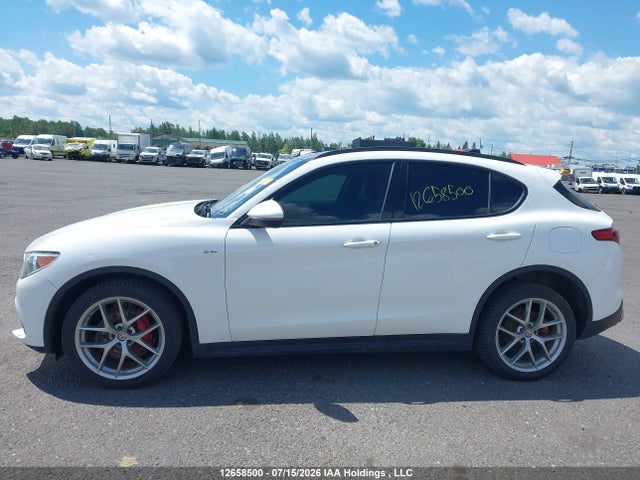 ZASFAKNN7J7C12028 Alfa Romeo Stelvio Ti Sport