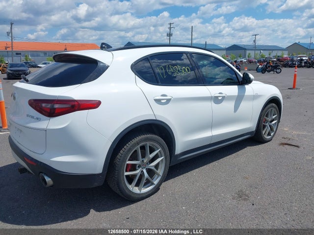 ZASFAKNN7J7C12028 Alfa Romeo Stelvio Ti Sport