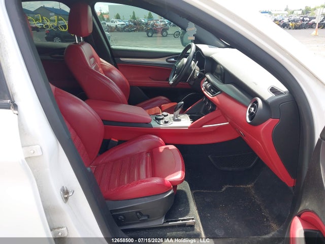 ZASFAKNN7J7C12028 Alfa Romeo Stelvio Ti Sport