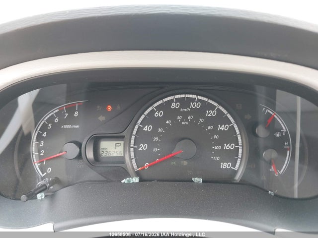 12658506 :رقم المزاد ، 5TDKK3DC3BS108282 vin ، 2011 Toyota Sienna Le 8 Passenger مزاد بيع