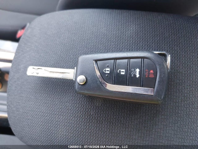 5YFBPRBE0LP133529 Toyota COROLLA LE