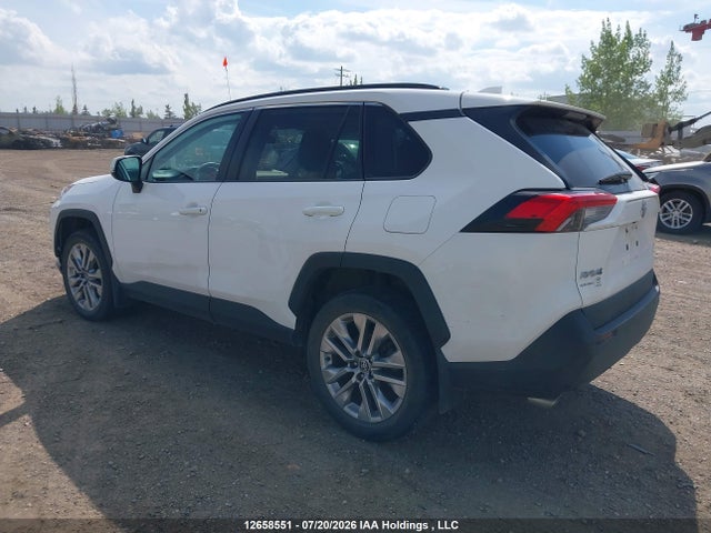 Продажа на аукционе авто 2021 Toyota Rav4 Xle, vin: 2T3R1RFV5MC229692, номер лота: 12658551