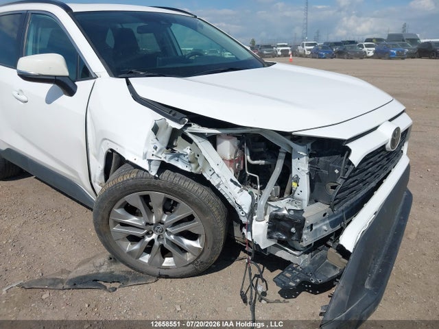 Продажа на аукционе авто 2021 Toyota Rav4 Xle, vin: 2T3R1RFV5MC229692, номер лота: 12658551