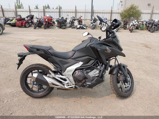 12658555 :رقم المزاد ، JH2RH0940PK200128 vin ، 2023 Honda Nc750 Xd مزاد بيع
