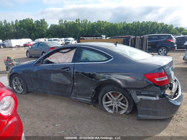 Продаж на аукціоні авто 2013 Mercedes-benz C-class, vin: WDDGJ4HB0DF976894, номер лоту: 12658556