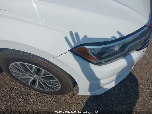 3VWE57BU2MM044176 Volkswagen Jetta Highline