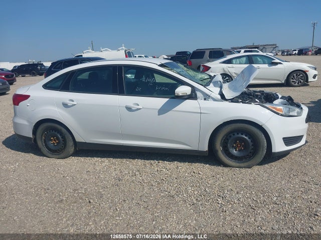 Ford FOCUS SE 2016 1FADP3F27GL291943 Image 13