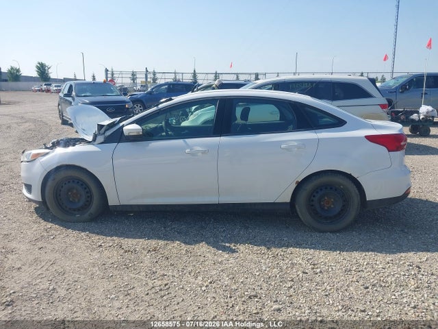 Ford FOCUS SE 2016 1FADP3F27GL291943 Image 14