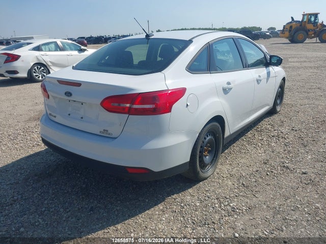 Ford FOCUS SE 2016 1FADP3F27GL291943 Image 4