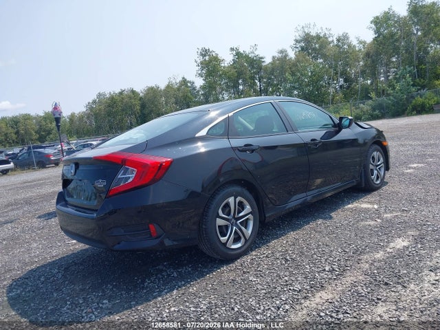 Honda Civic Lx 2018 2HGFC2F54JH020377 Image 4
