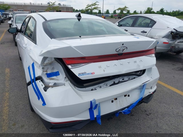 KMHLM4AG8NU340268 Hyundai Elantra Preferred Ivt