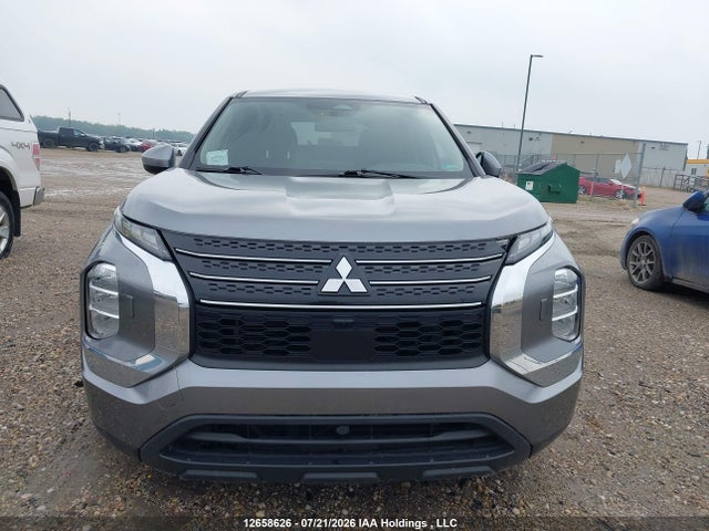 Mitsubishi Outlander Es 2022 JA4J4TA83NZ605366 Image 13