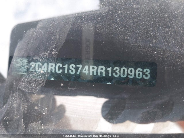 2C4RC1S74RR130963 Chrysler Pacifica Plug-in Hybrid Premium S Appearance