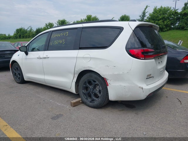 2C4RC1S74RR130963 Chrysler Pacifica Plug-in Hybrid Premium S Appearance