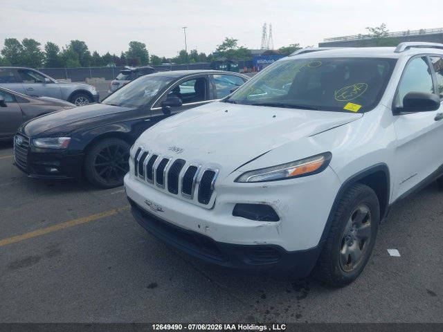 1C4PJMAB3FW769553 Jeep Cherokee Sport