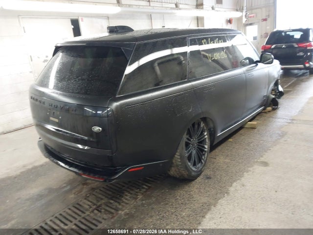SALK1BE74PA010096 Land Rover Range Rover P525 Autobiography