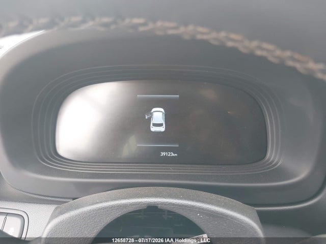 Hyundai Venue Preferred 2025 KMHRC8A35SU393040 Image 7