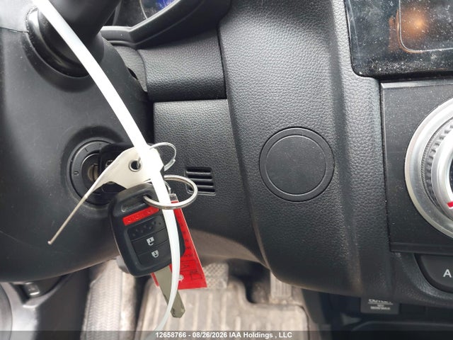12658766 :رقم المزاد ، 3HGGK5H74HM100281 vin ، 2017 Honda Fit Ex مزاد بيع