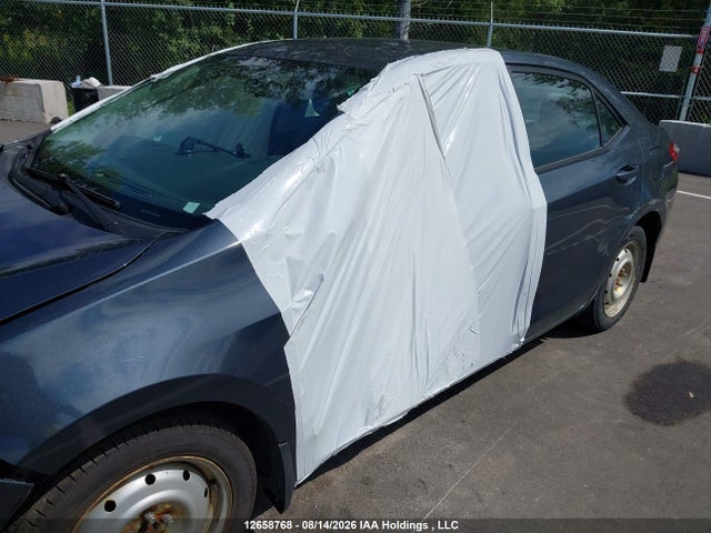 2015 Toyota Corolla Le მანქანა იყიდება აუქციონზე, vin: 2T1BURHE0FC330768, აუქციონის ნომერი: 12658768