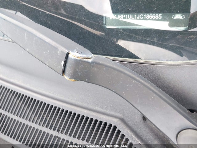 MAJ6P1UL1JC186685 Ford Ecosport Se