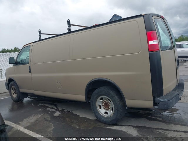 12658800 :رقم المزاد ، 1GCGG29V541156054 vin ، 2004 Chevrolet Express 2500 مزاد بيع