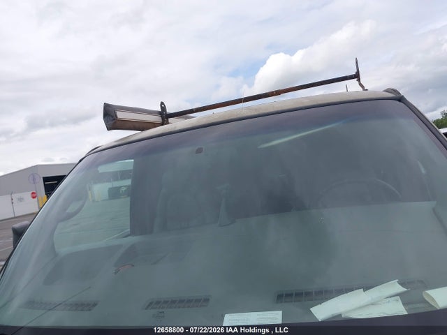 12658800 :رقم المزاد ، 1GCGG29V541156054 vin ، 2004 Chevrolet Express 2500 مزاد بيع