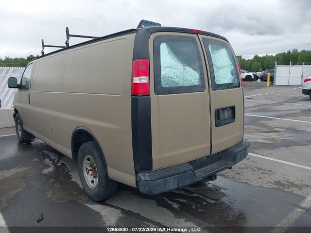 12658800 :رقم المزاد ، 1GCGG29V541156054 vin ، 2004 Chevrolet Express 2500 مزاد بيع