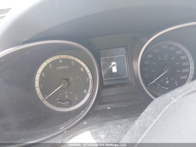 12658808 :رقم المزاد ، 5XYZUDLB9HG412021 vin ، 2017 Hyundai Santa Fe Sport 2.4 Se مزاد بيع
