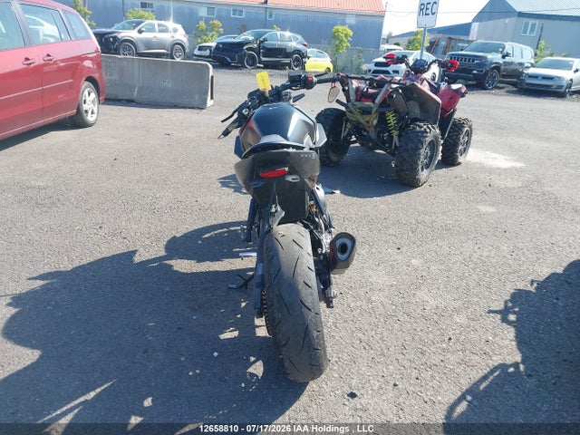 Suzuki Gsx800 R 2025 JS1EM11B4S7100218 Image 6