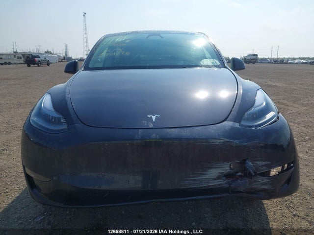 Tesla Model Y 2024 7SAYGDEE0RF079620 Image 13