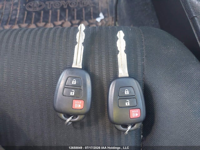 2016 Toyota Rav4 Le მანქანა იყიდება აუქციონზე, vin: 2T3BFREV0GW412537, აუქციონის ნომერი: 12658849