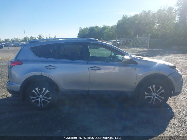 2016 Toyota Rav4 Le მანქანა იყიდება აუქციონზე, vin: 2T3BFREV0GW412537, აუქციონის ნომერი: 12658849