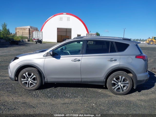 2016 Toyota Rav4 Le მანქანა იყიდება აუქციონზე, vin: 2T3BFREV0GW412537, აუქციონის ნომერი: 12658849